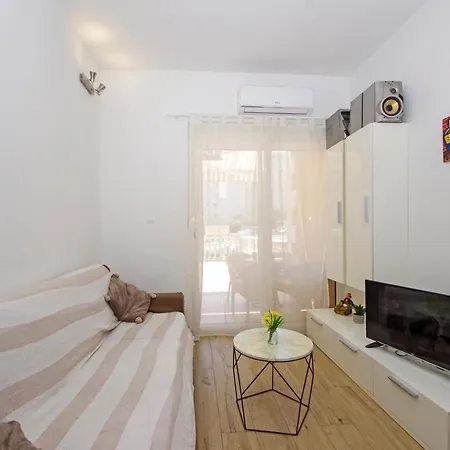 Apartment House Split Apartment Split