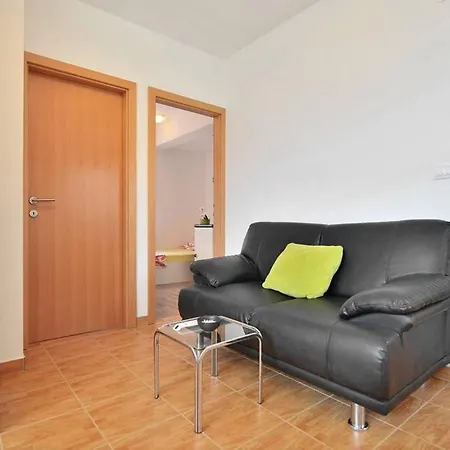 Apartment Apartment House Split