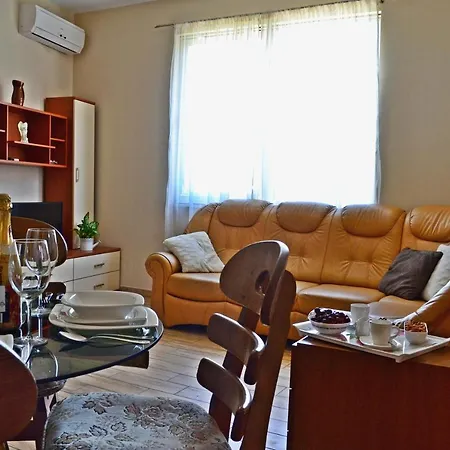 Apartment House Split Apartment Split