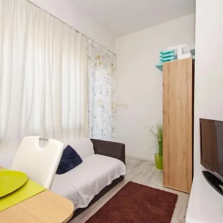 Apartment House Split * Split